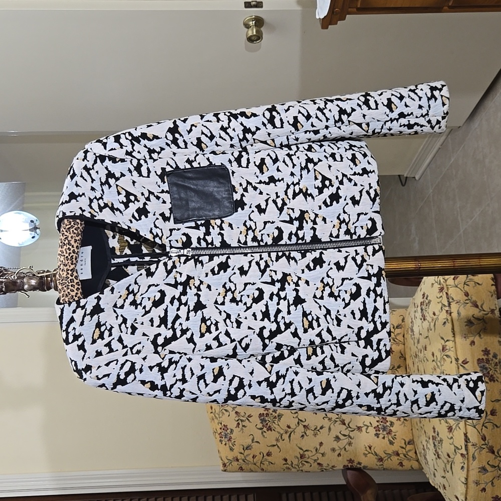 SANDRO JACKET Very Good Condition